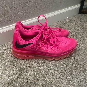 Nike air max athletic shoes